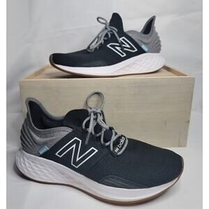 New Balance - Men's Fresh Foam Roav 1 Athletic shoes- size 10